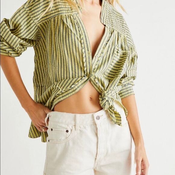 New Free People one of the bots tunic size S
So special in stripes, - Picture 1 of 9